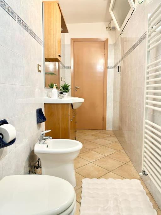 شقة Casa Nel Verde - 4 Posti Letto كيارافاللي المظهر الخارجي الصورة