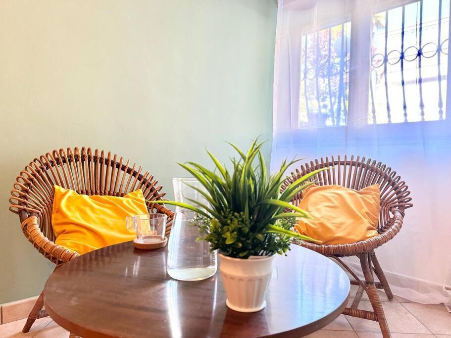 شقة Casa Nel Verde - 4 Posti Letto كيارافاللي المظهر الخارجي الصورة